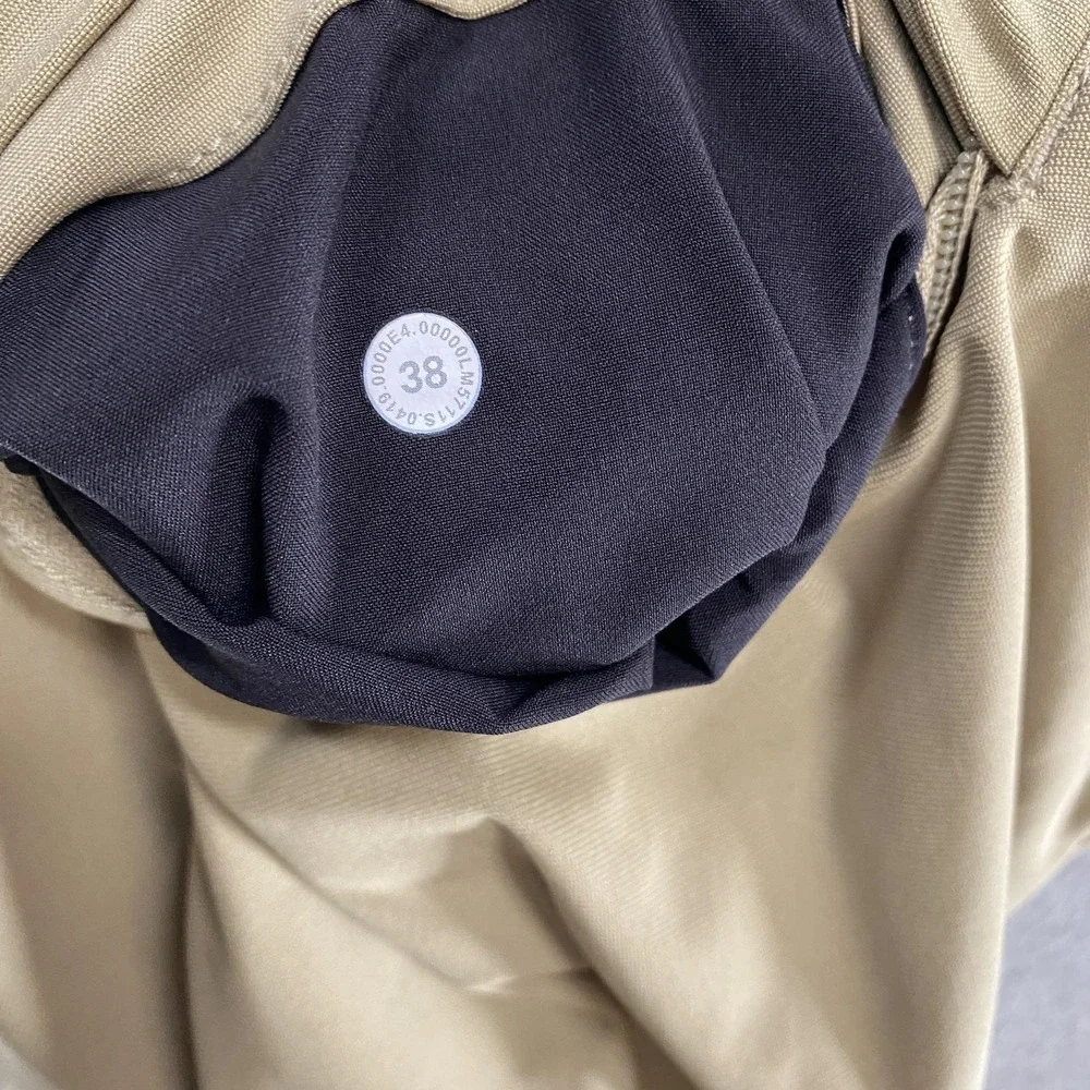 Lululemon Commission Pants Mens 38x32 Beige Stretch Chino Golf Office Work Taper